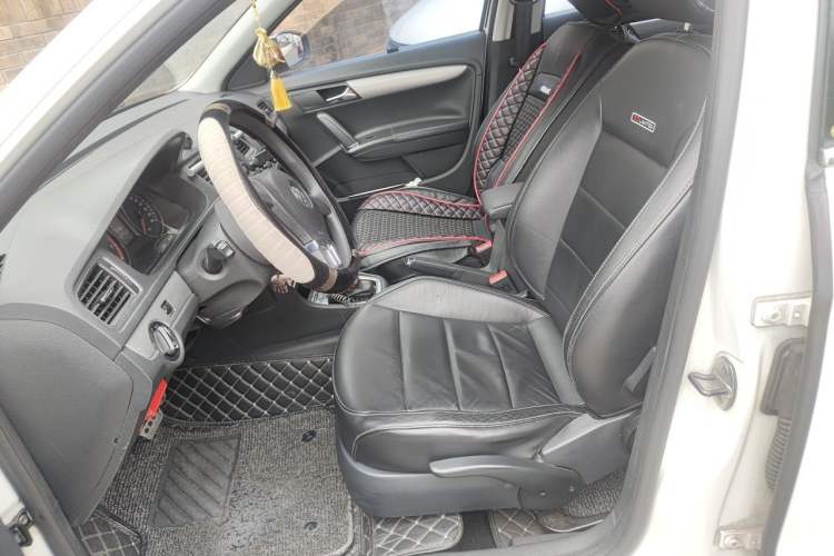 Used Volkswagen Gran Lavida 2014 1.4TSI Automatic 30th Anniversary Edition Left Front Seat