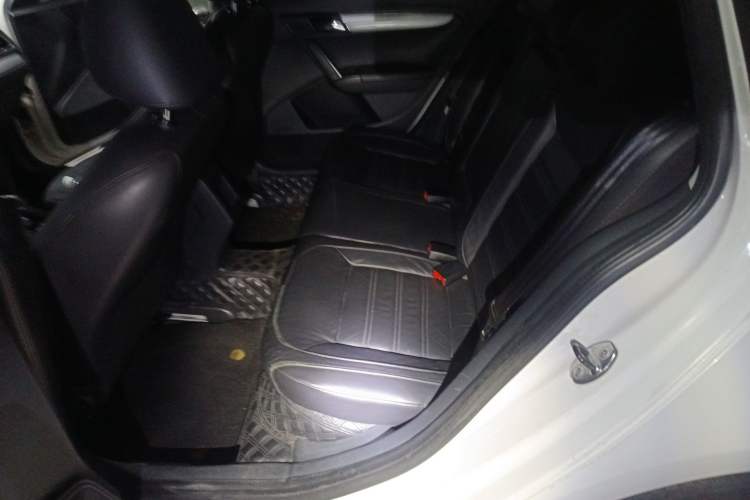 Used Volkswagen Gran Lavida 2014 1.4TSI Automatic Sport Edition Left Rear Seat