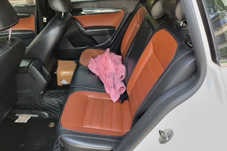 Used Volkswagen Gran Lavida 2014 1.4TSI Automatic Sport Edition Left Rear Seat