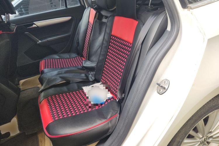 Used Volkswagen Gran Lavida 2014 1.6L Automatic Sport Edition Left Rear Seat