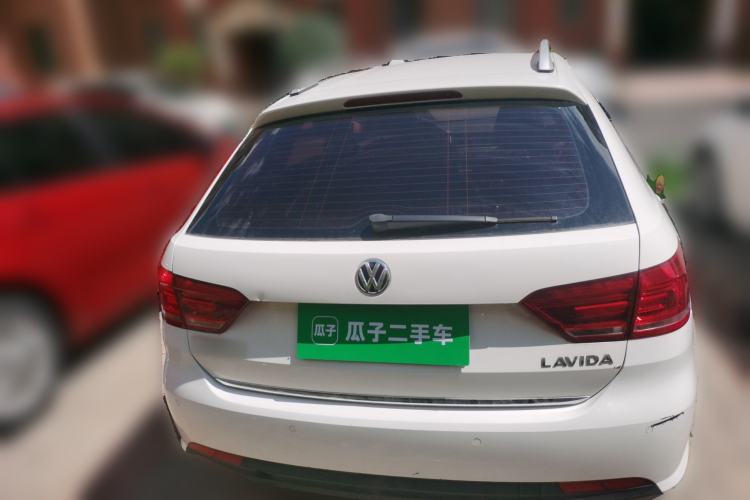 Used Volkswagen Gran Lavida 2014 1.6L Automatic Sport Edition Rear