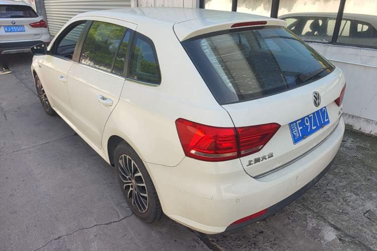 Used Volkswagen Gran Lavida 2014 1.4TSI Automatic 30th Anniversary Edition Rear Left 45 Deg