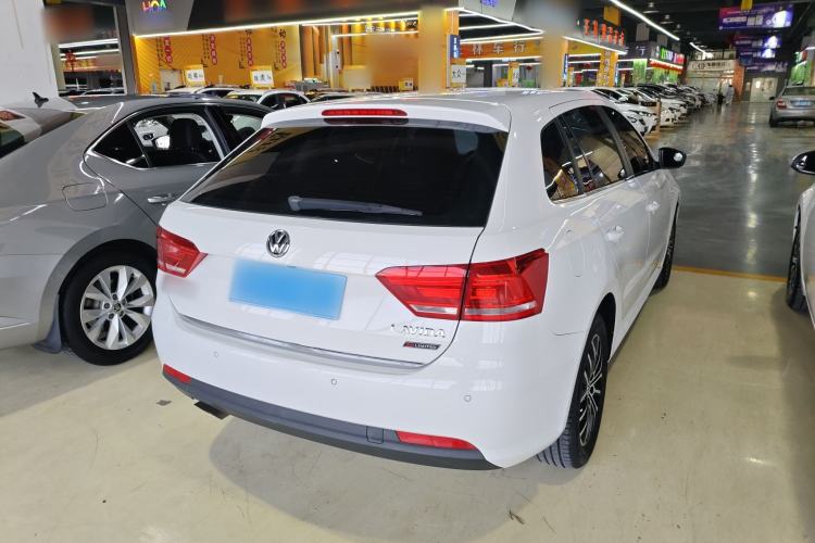Used Volkswagen Gran Lavida 2014 1.4TSI Automatic 30th Anniversary Edition Rear Right 45 Deg