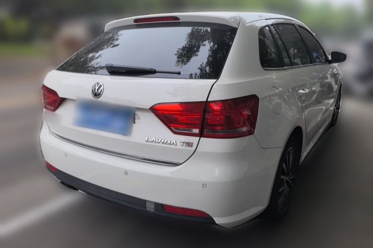 Used Volkswagen Gran Lavida 2014 1.4TSI Automatic Sport Edition Rear Right 45 Deg