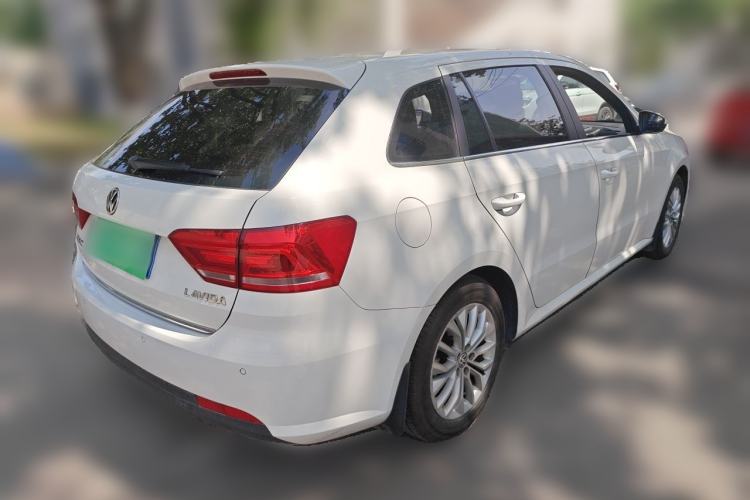 Used Volkswagen Gran Lavida 2014 1.6L Automatic Sport Edition Rear Right 45 Deg
