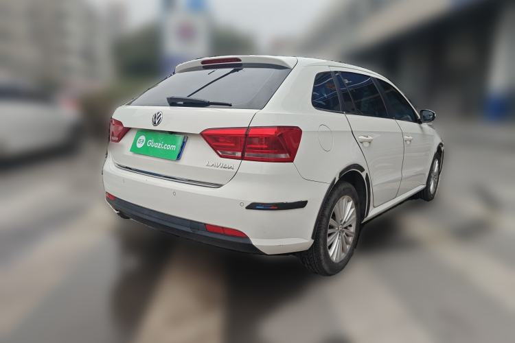 Used Volkswagen Gran Lavida 2014 1.6L Automatic Sport Edition Rear Right 45 Deg