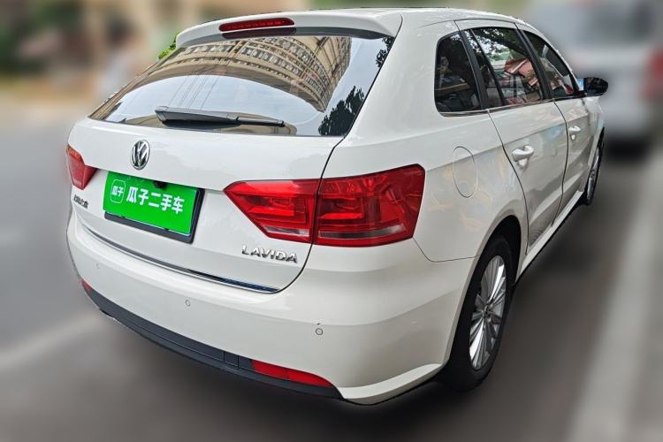 Used Volkswagen Gran Lavida 2014 1.6L Automatic Sport Edition Rear Right 45 Deg