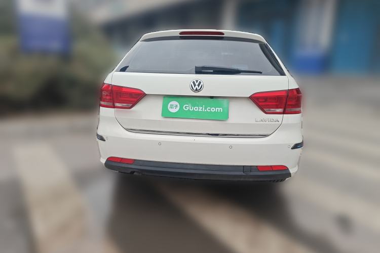 Used Volkswagen Gran Lavida 2014 1.6L Automatic Sport Edition Rear