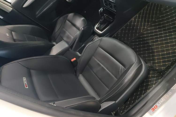 Used Volkswagen Gran Lavida 2014 1.4TSI Automatic 30th Anniversary Edition Right Front Seat
