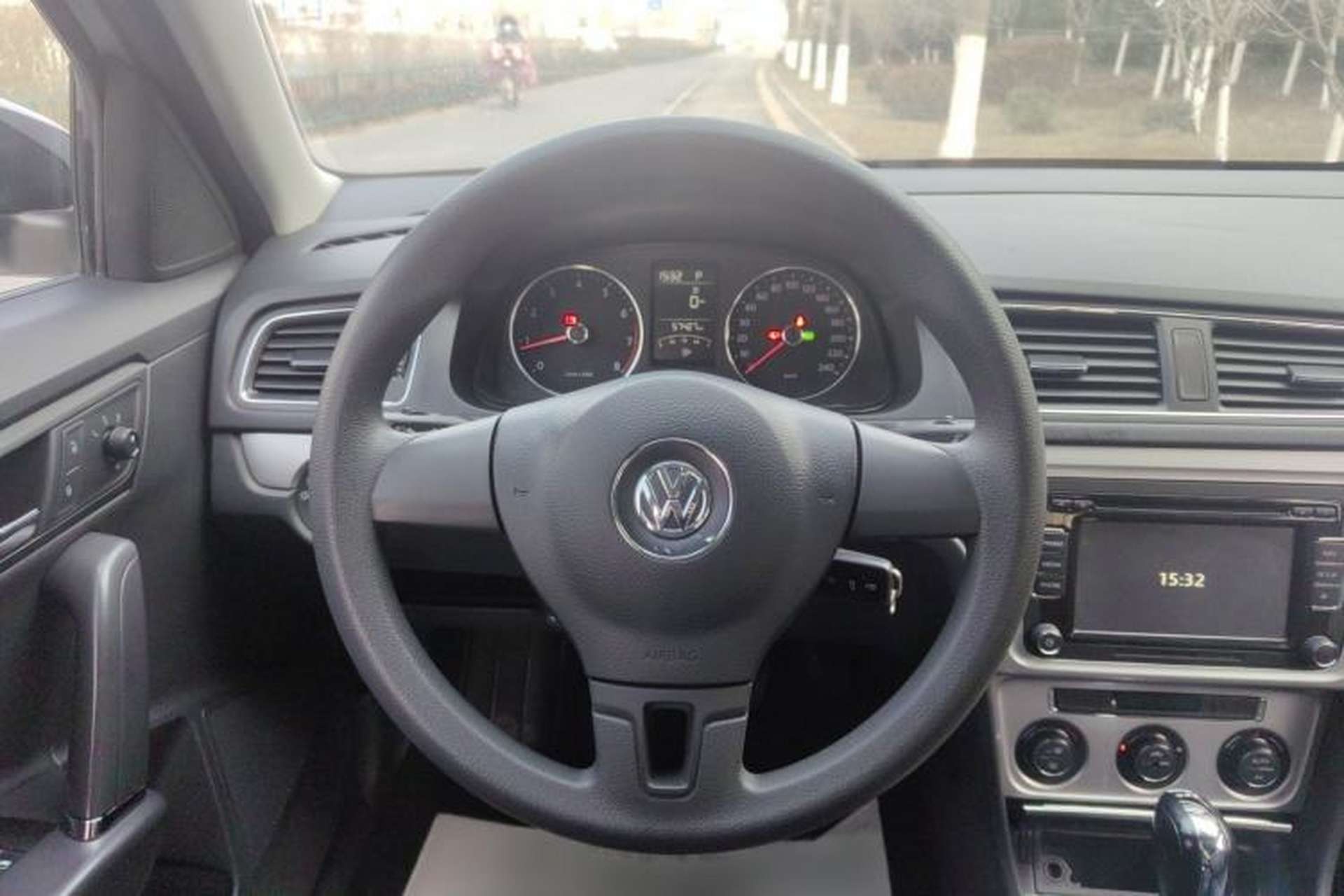 Used Volkswagen Gran Lavida 2014 1.4TSI Automatic 30th Anniversary Edition Steering Wheel