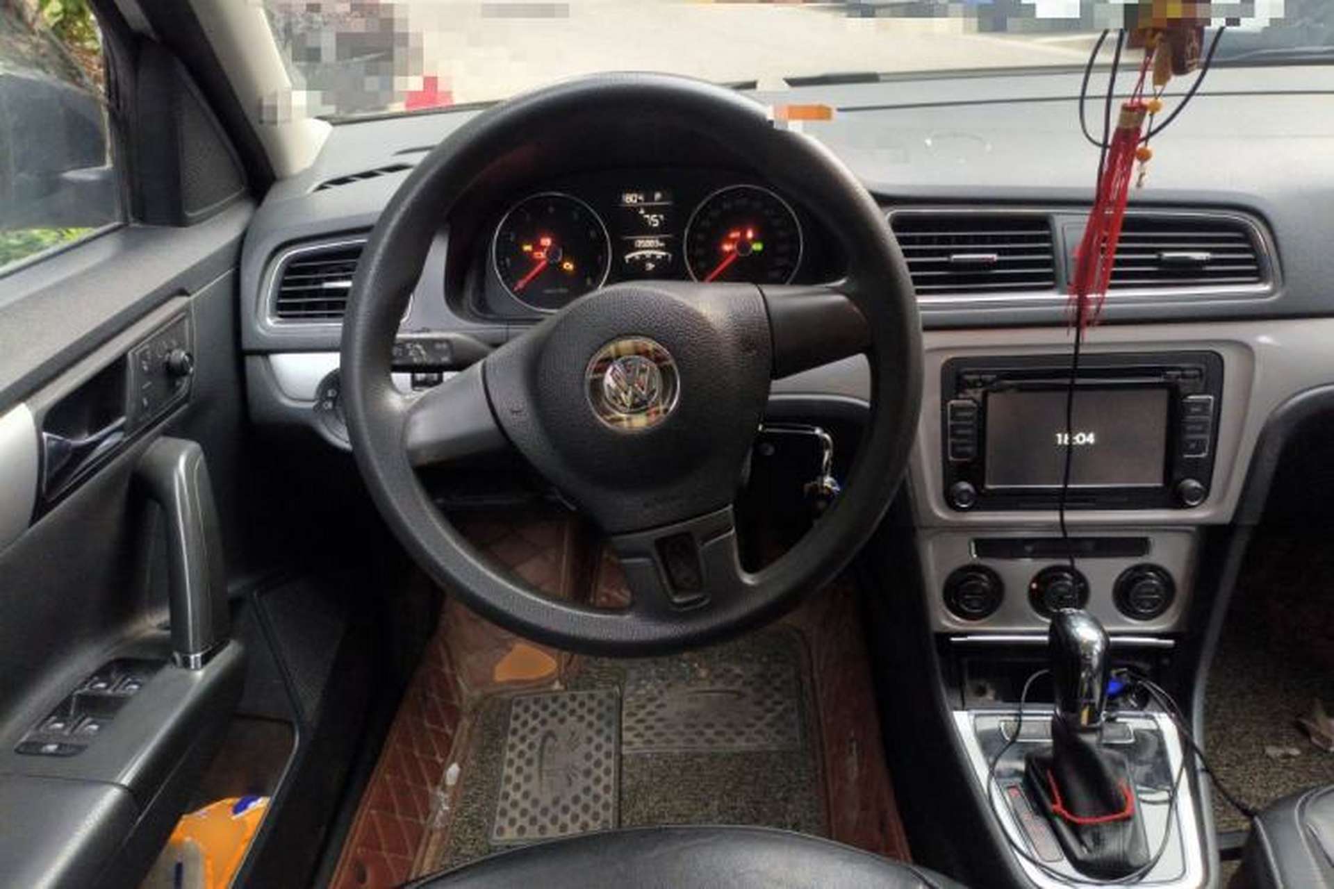 Used Volkswagen Gran Lavida 2014 1.4TSI Automatic 30th Anniversary Edition Steering Wheel