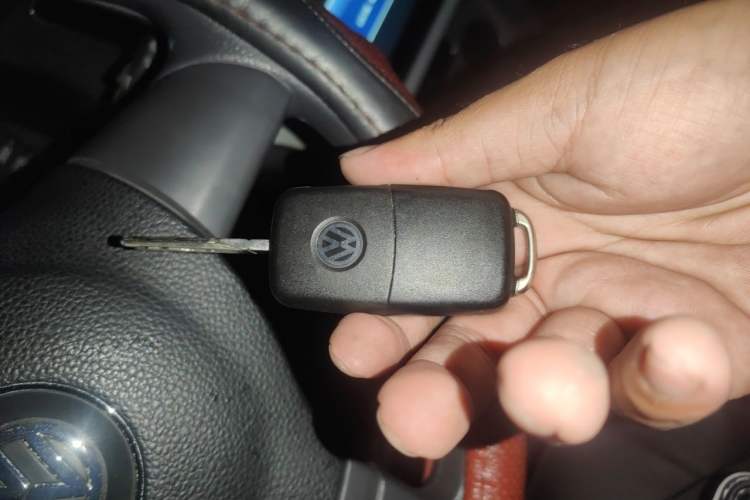 Used Volkswagen Gran Lavida 2014 1.6L Automatic Sport Edition Vehicle Key