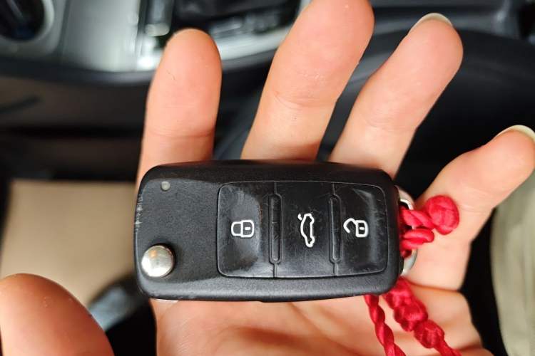 Used Volkswagen Gran Lavida 2014 1.6L Automatic Sport Edition Vehicle Key