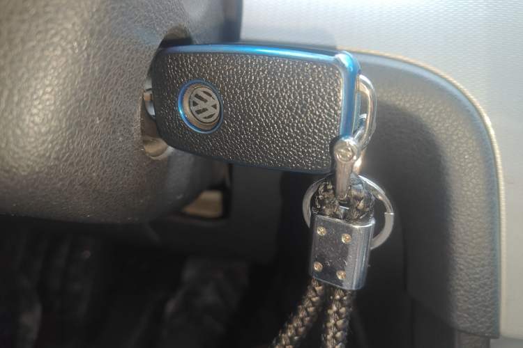 Used Volkswagen Gran Lavida 2014 1.4TSI Automatic Sport Edition Vehicle Key