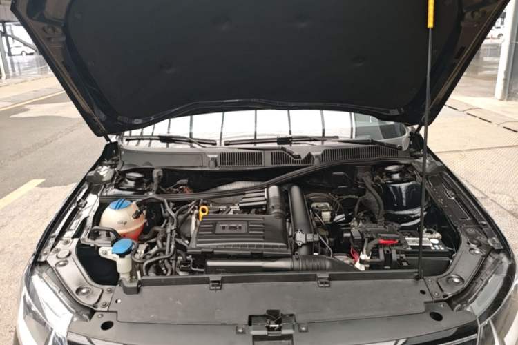 Used Volkswagen Gran Lavida 2015 230TSI DSG Comfort Edition Engine Bay