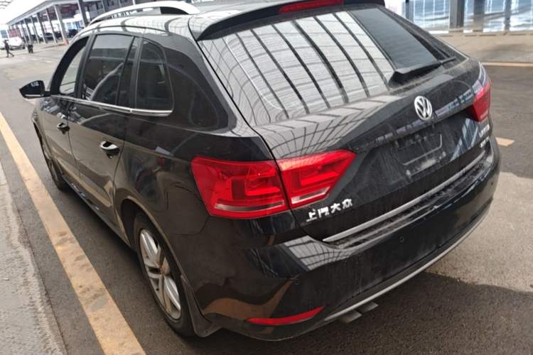 Used Volkswagen Gran Lavida 2015 230TSI DSG Comfort Edition Exterior 2