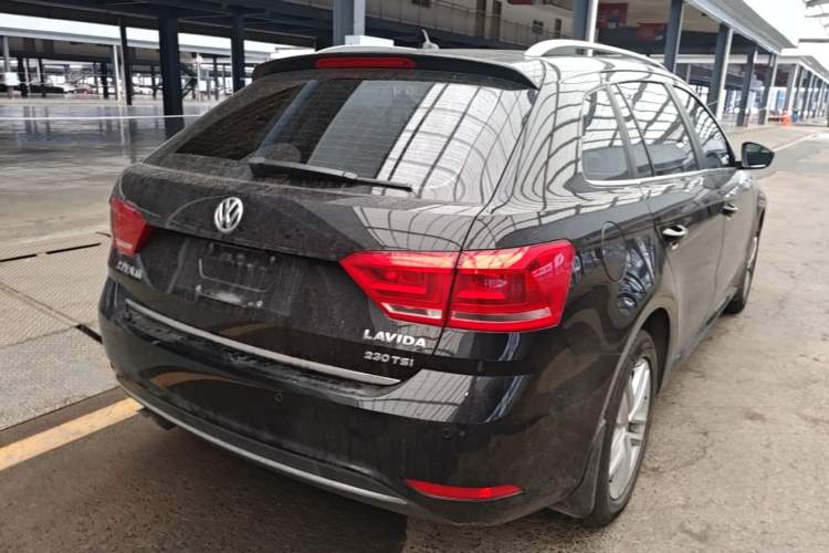 Used Volkswagen Gran Lavida 2015 230TSI DSG Comfort Edition Rear Right 45 Deg