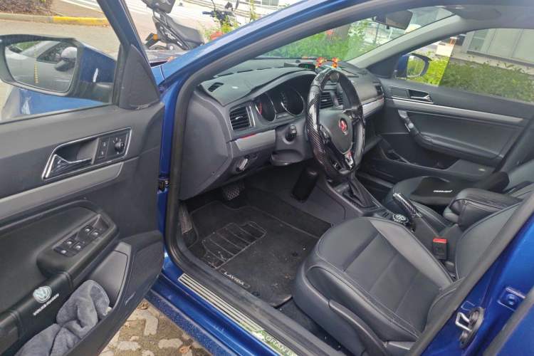 Used Volkswagen Gran Lavida 2015 230TSI DSG Comfort Edition Driver Seat