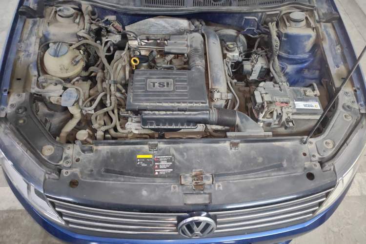 Used Volkswagen Gran Lavida 2015 230TSI DSG Comfort Edition Engine Bay