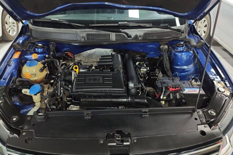 Used Volkswagen Gran Lavida 2015 230TSI DSG Comfort Edition Engine Bay