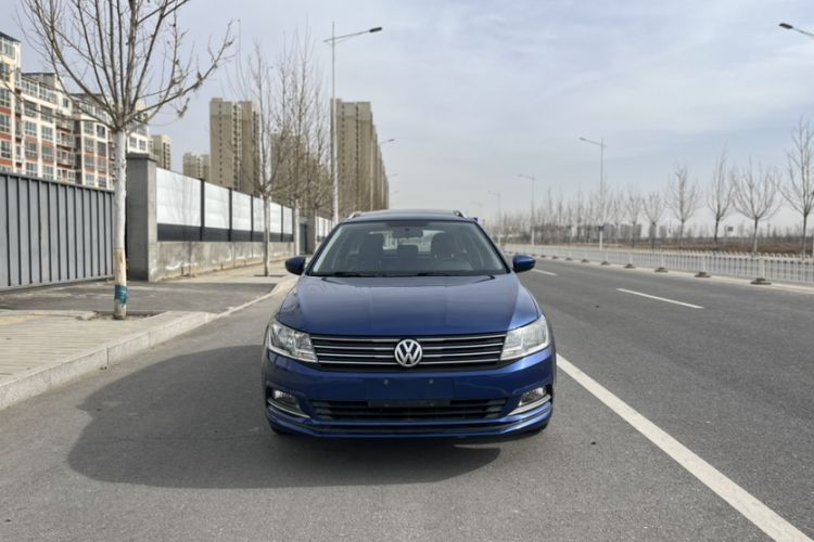 Used Volkswagen Gran Lavida 2015 230TSI DSG Comfort Edition Exterior 2