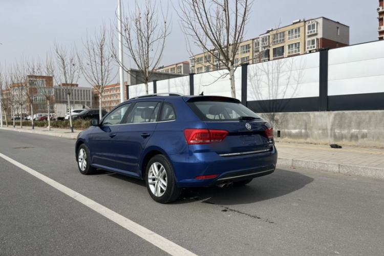 Used Volkswagen Gran Lavida 2015 230TSI DSG Comfort Edition Exterior 5
