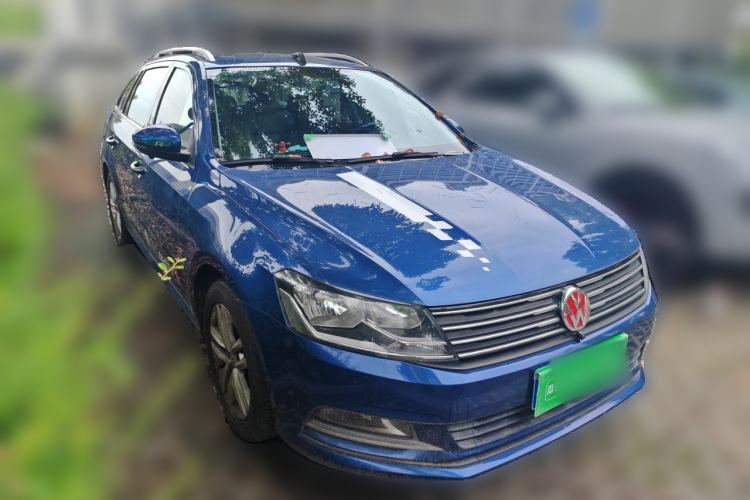 Used Volkswagen Gran Lavida 2015 230TSI DSG Comfort Edition Front Right 45 Deg
