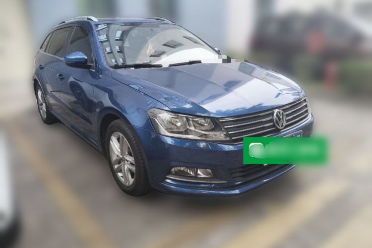 Used Volkswagen Gran Lavida 2015 1.6L Automatic Comfort Edition Front Right 45 Deg