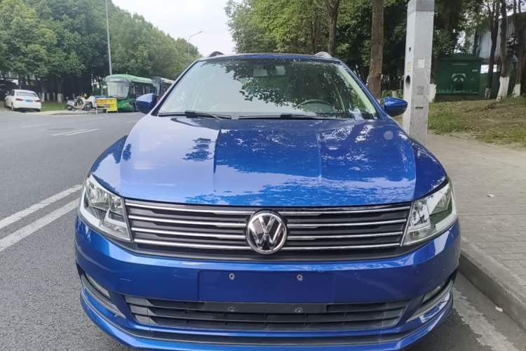 Used Volkswagen Gran Lavida 2015 230TSI DSG Comfort Edition Front