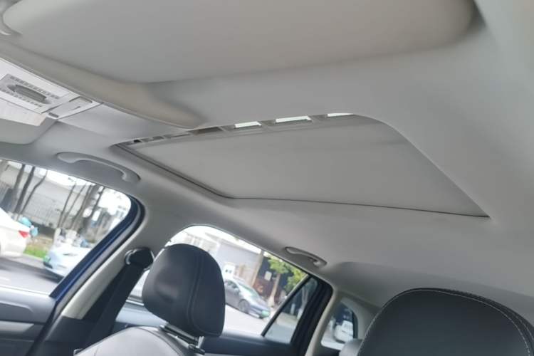 Used Volkswagen Gran Lavida 2015 230TSI DSG Comfort Edition Headliner