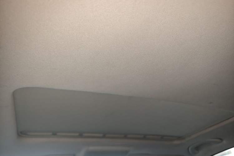Used Volkswagen Gran Lavida 2015 230TSI DSG Comfort Edition Headliner