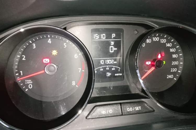 Used Volkswagen Gran Lavida 2015 1.6L Automatic Comfort Edition Instrument Cluster