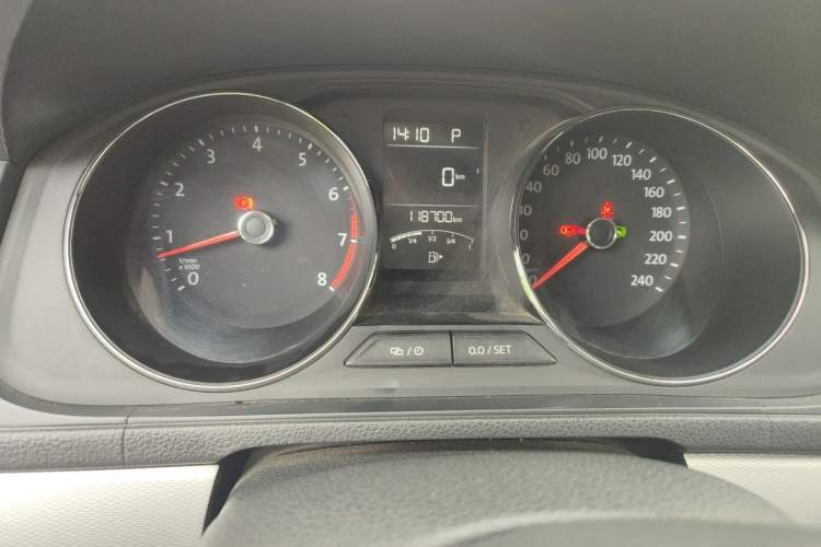 Used Volkswagen Gran Lavida 2015 1.6L Automatic Comfort Edition Instrument Cluster