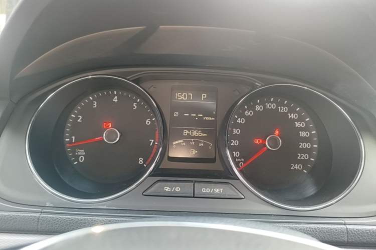 Used Volkswagen Gran Lavida 2015 230TSI DSG Comfort Edition Instrument Cluster