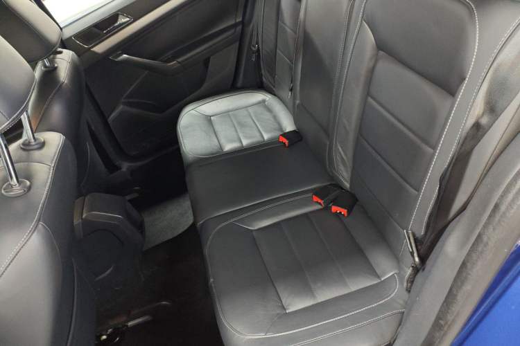 Used Volkswagen Gran Lavida 2015 230TSI DSG Comfort Edition Left Rear Seat