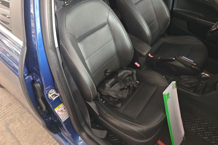 Used Volkswagen Gran Lavida 2015 230TSI DSG Comfort Edition Right Front Seat