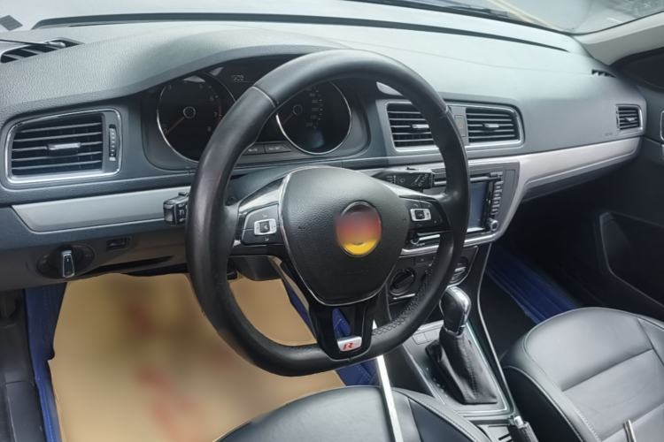 Used Volkswagen Gran Lavida 2015 230TSI DSG Comfort Edition Steering Wheel