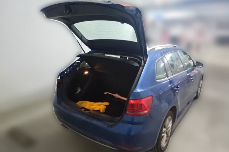 Used Volkswagen Gran Lavida 2015 230TSI DSG Comfort Edition Trunk