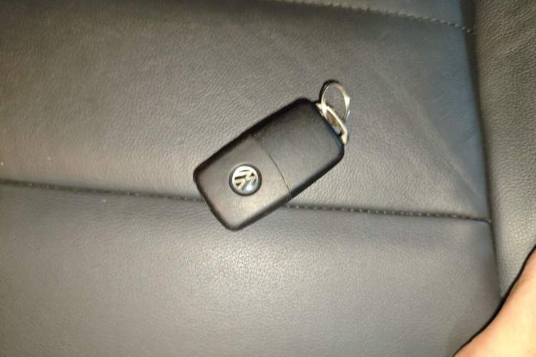 Used Volkswagen Gran Lavida 2015 230TSI DSG Comfort Edition Vehicle Key