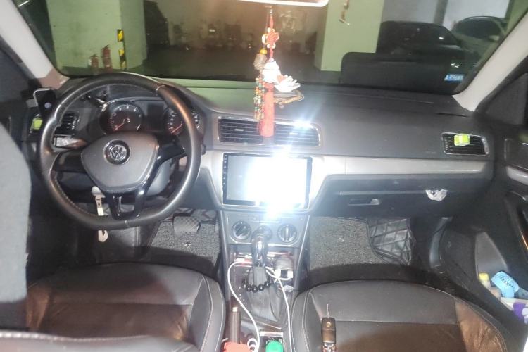 Used Volkswagen Gran Lavida 2015 230TSI DSG Comfort Edition Center Console