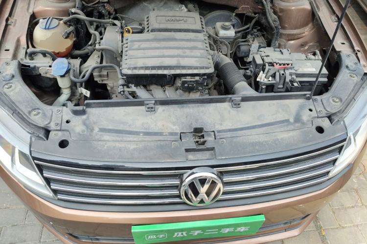 Used Volkswagen Gran Lavida 2015 1.6L Manual Fashion Edition Engine Bay