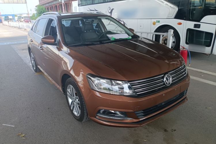 Used Volkswagen Gran Lavida 2015 1.6L Automatic Comfort Edition Exterior 1