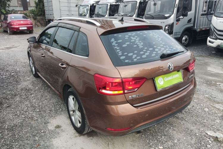 Used Volkswagen Gran Lavida 2015 1.6L Automatic Comfort Edition Exterior 2