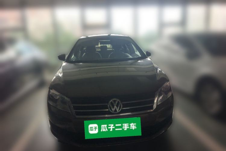 Used Volkswagen Gran Lavida 2015 1.6L Automatic Fashion Edition Front