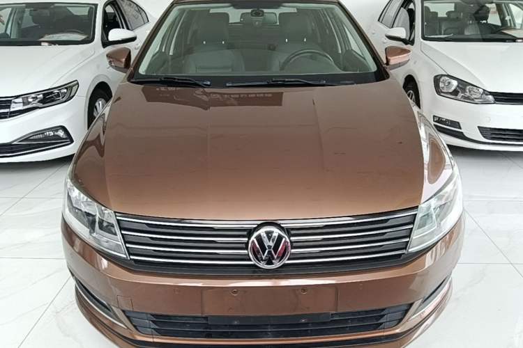 Used Volkswagen Gran Lavida 2015 1.6L Automatic Comfort Edition Front