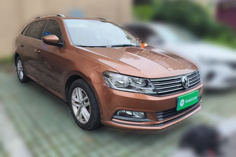 Used Volkswagen Gran Lavida 2015 230TSI DSG Comfort Edition Front Right 45 Deg