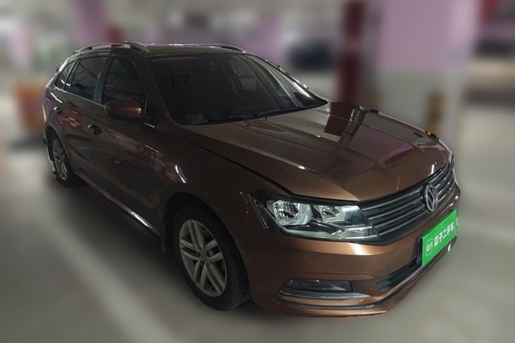 Used Volkswagen Gran Lavida 2015 1.6L Automatic Comfort Edition Front Right 45 Deg