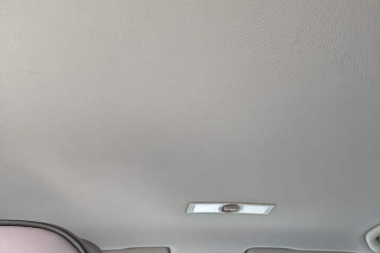 Used Volkswagen Gran Lavida 2015 1.6L Manual Fashion Edition Headliner
