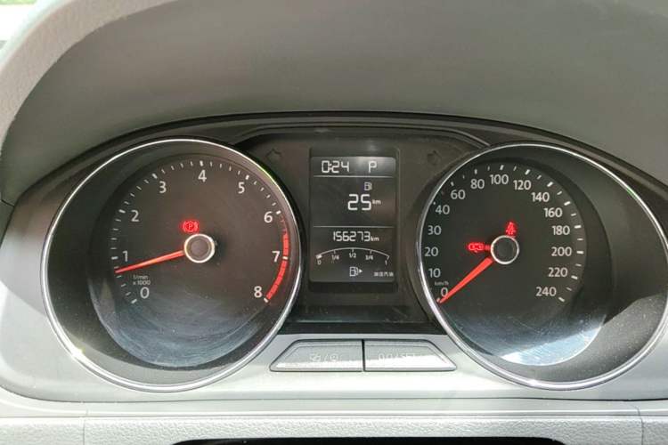 Used Volkswagen Gran Lavida 2015 230TSI DSG Comfort Edition Instrument Cluster