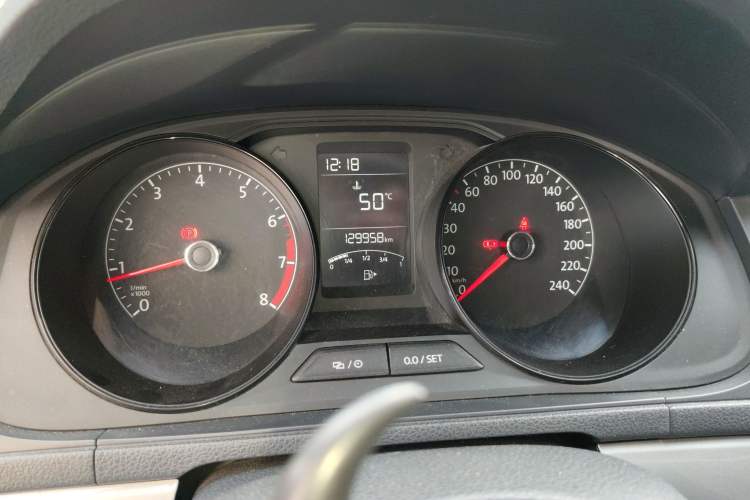 Used Volkswagen Gran Lavida 2015 1.6L Manual Fashion Edition Instrument Cluster
